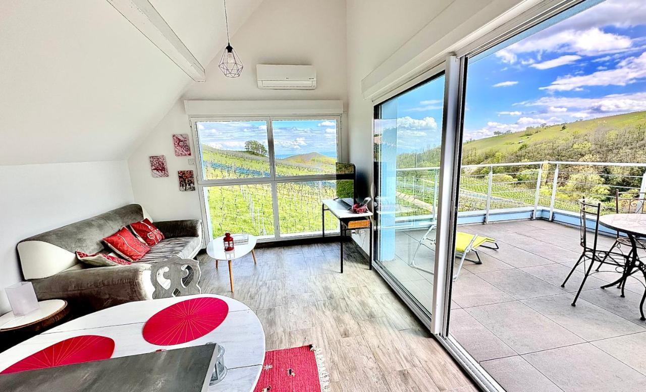 Janea Deep Red House Reichsfeld Exterior foto